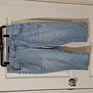 Women's Faded Denim Capris